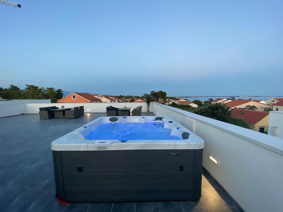 1oak rentals Vir Buitenkant foto